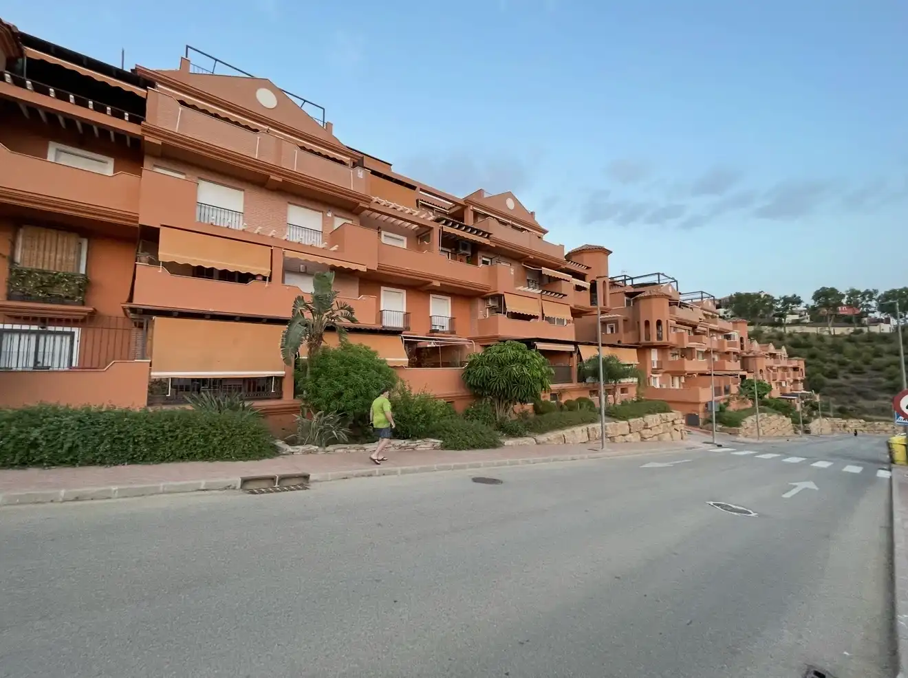 Apartamento en venta en Calle Punta Umbría, 3, Lo Cea Vista exterior de Apartamento en venta en Rincón de la Victoria con Aire acondicionado, Terraza y Piscina