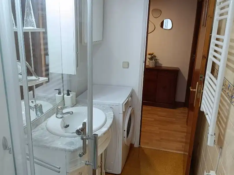 Pis de lloguer a Rúa San Roque, 53, San Roque - As Fontiñas Bany de Pis de lloguer en Lugo amb Calefacció, Parquet i Traster
