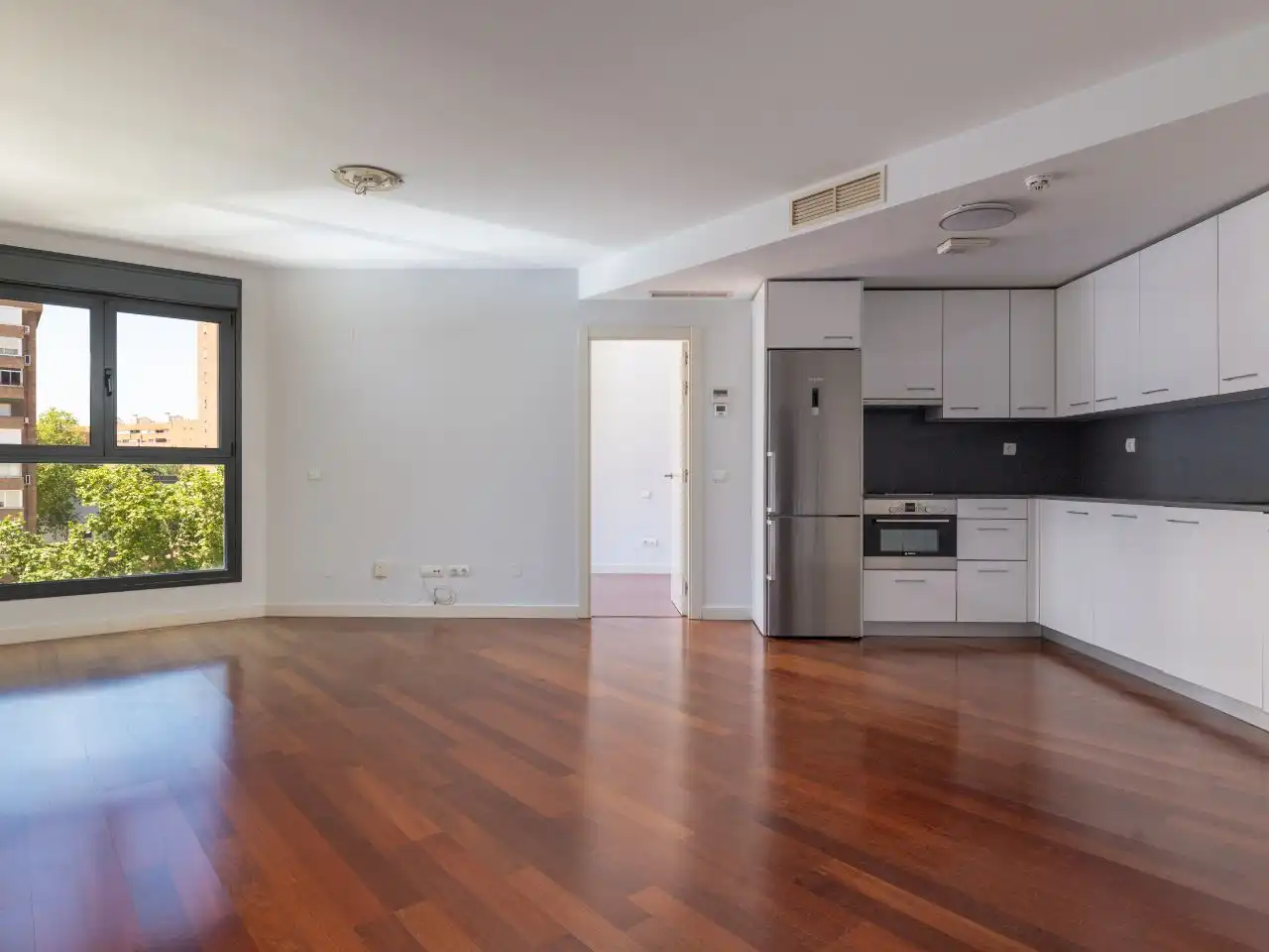 Piso de alquiler en Calle de Carlos y Guillermo Fernández Shaw, 1, Adelfas Sala de estar de Piso de alquiler en Madrid con Aire acondicionado, Calefacción y Parquet