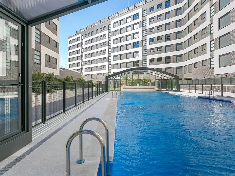 Piso de alquiler en Calle de Carlos y Guillermo Fernández Shaw, 1, Adelfas Piscina de Piso de alquiler en Madrid con Aire acondicionado, Calefacción y Parquet
