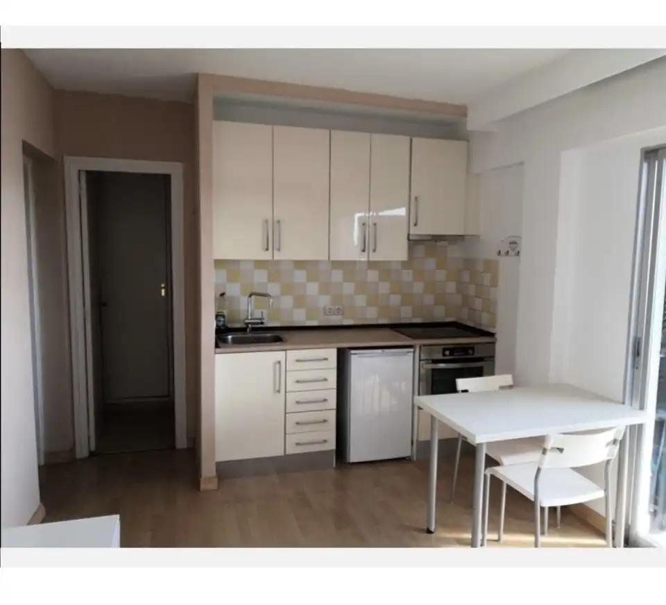 Apartamento en venta en Ramon de Moncada, 20, Costa de la Calma Cocina de Apartamento en venta en Calvià con Aire acondicionado, Terraza y Piscina
