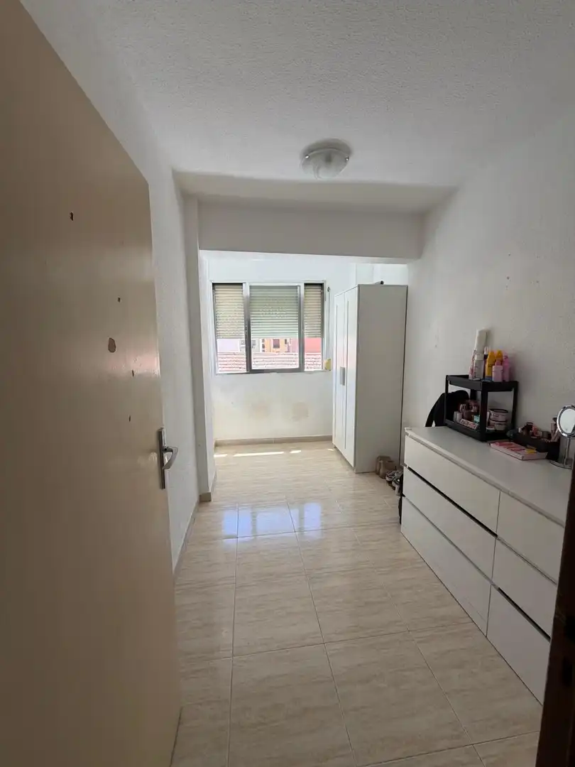 Flat for rent in Calle Cuatro, 8, Centro Bedroom of Flat for rent in Móstoles with Air Conditioner, Terrace and Balcony