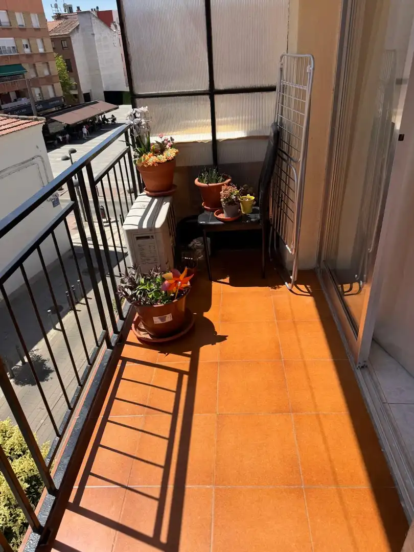 Flat for rent in Calle Cuatro, 8, Centro Balcony of Flat for rent in Móstoles with Air Conditioner, Terrace and Balcony