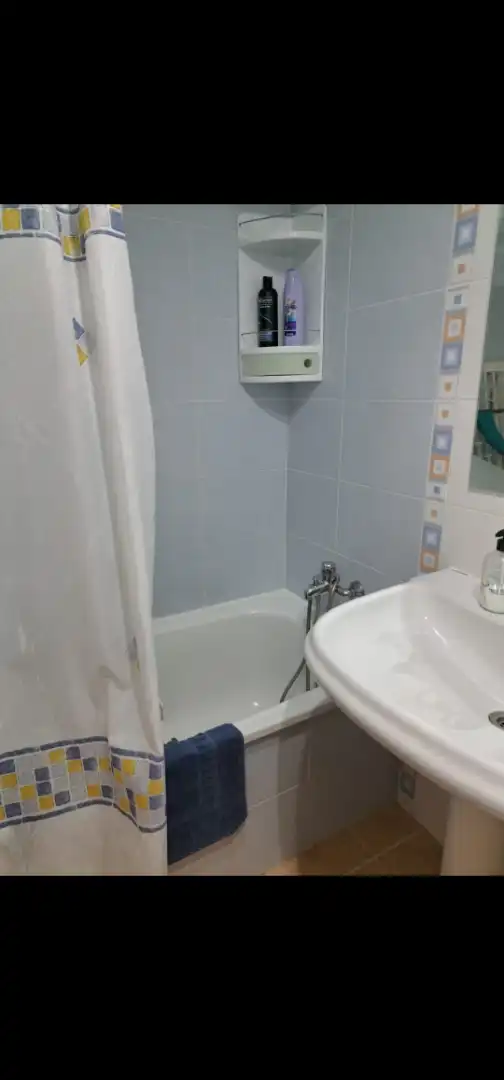 Pis de lloguer a Avinguda Plana Baixa, 19, Nules Bany de Pis de lloguer en Nules amb Aire condicionat, Calefacció i Terrassa