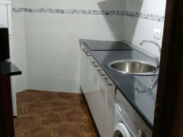 Pis de lloguer a Carrer de Cristòfor Colom, 33, Eixample Cuina de Pis de lloguer en Tarragona Capital amb Aire condicionat i Balcó