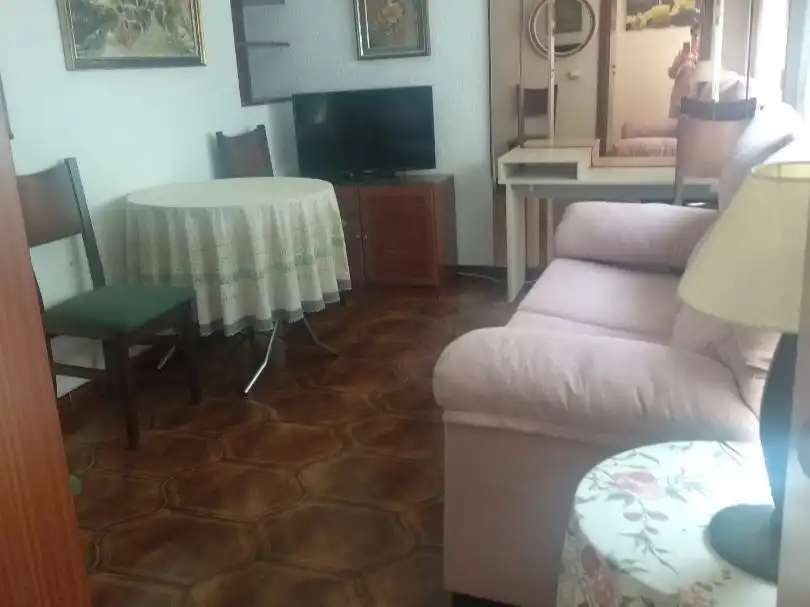 Pis de lloguer a Carrer de Cristòfor Colom, 33, Eixample Sala d'estar de Pis de lloguer en Tarragona Capital amb Aire condicionat i Balcó