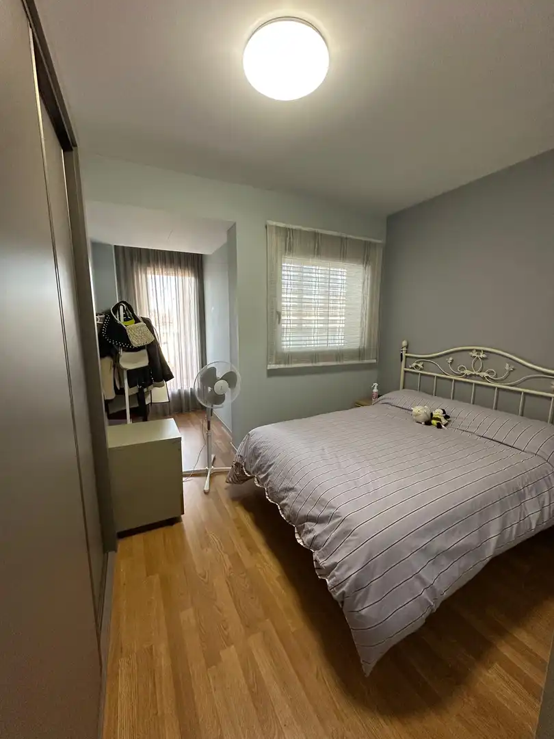 Habitación en Carrer Marquès de Caldes de Montbui, 83, Eixample Sud – Migdia Habitación en Carrer Marquès de Caldes de Montbui, 83, Eixample Sud – Migdia
