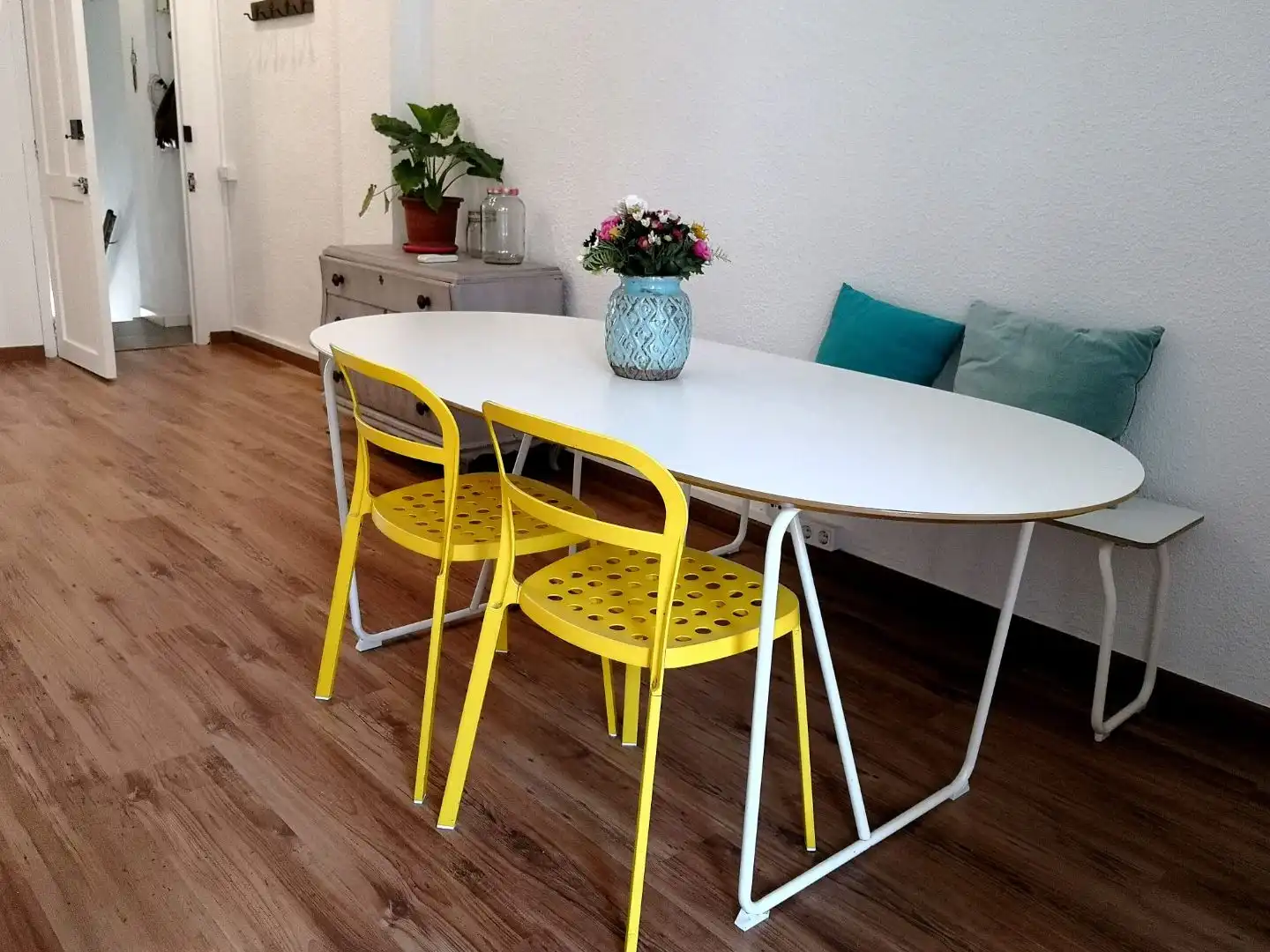 Flat for rent in Carrer d'Ernest Anastasio, El Cabanyal - El Canyamelar Dining room of Flat for rent in Valencia with Air Conditioner, Heating and Parquet flooring