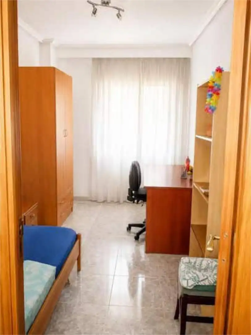 Flat for rent in San Bernardo Bedroom of Flat for rent in Salamanca with Heating, Terrace and Furnished