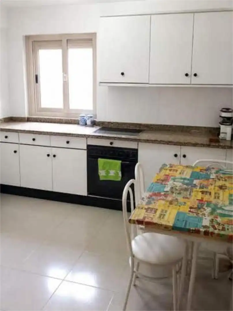 Flat for rent in San Bernardo Kitchen of Flat for rent in Salamanca with Heating, Terrace and Furnished