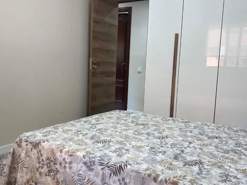 Habitació a Carrer de Jansana, 64, Santa Eulàlia Dormitori de Pis per a compartir en L'Hospitalet de Llobregat amb Moblat