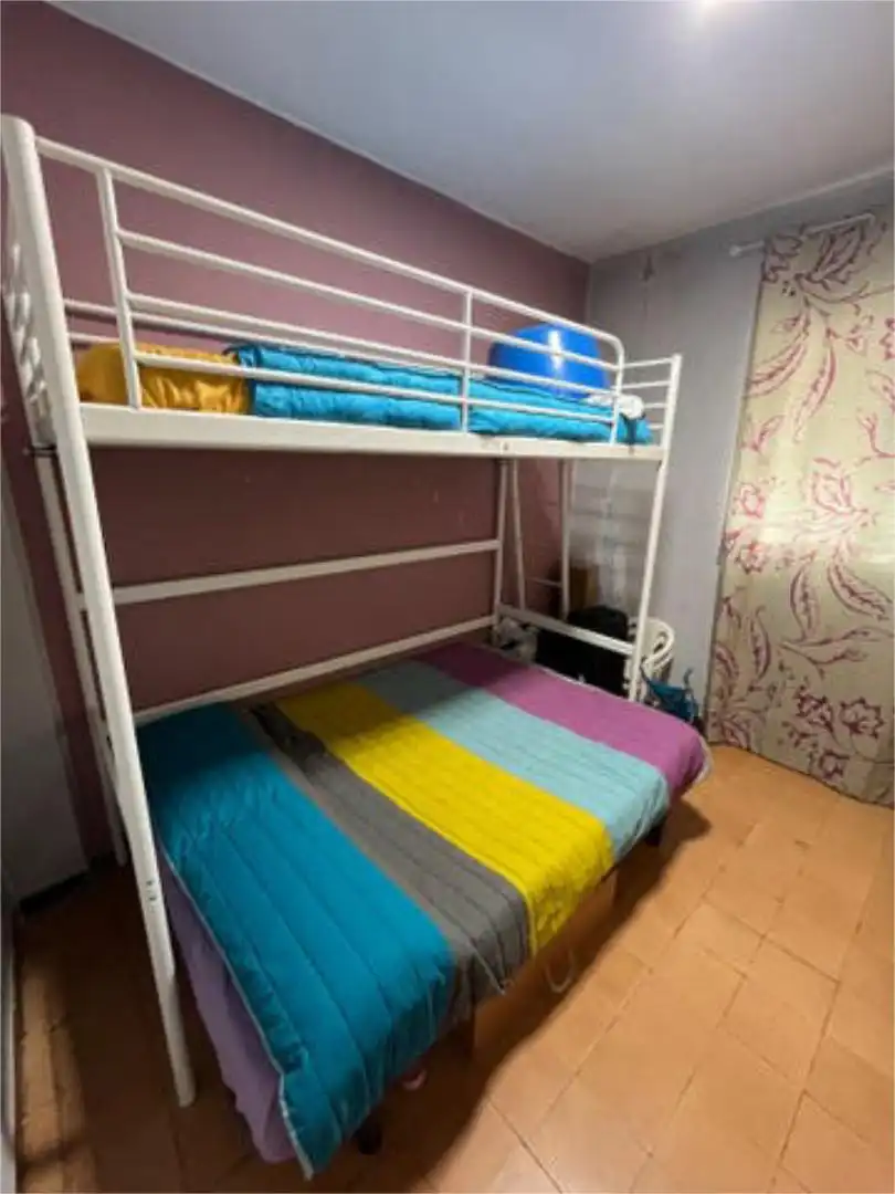 Casa adosada en venta en Paracuellos de la Ribera Habitación de Casa adosada en venta en Paracuellos de la Ribera con Jardín privado, Terraza y Trastero