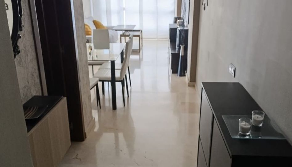 Piso de alquiler en Avenida Cronista Martín Moreno, 8, Los Tarahales - La Paterna, Las Palmas de Gran Canaria - imagen 1 Foto 1 de Piso de alquiler en Avenida Cronista Martín Moreno, 8, Los Tarahales - La Paterna, Las Palmas de Gran Canaria