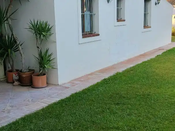 Apartamento de alquiler en Avenida los Sauces, 2, El Zaudín - Club de Golf Jardín de Apartamento de alquiler en Bormujos con Aire acondicionado, Calefacción y Jardín privado
