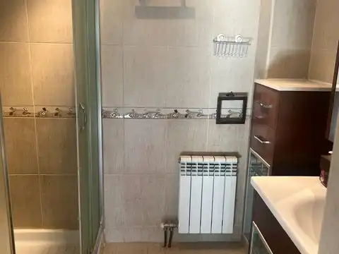 Piso de alquiler en Calle Acamar, 17, Aravaca Baño de Piso de alquiler en Madrid Capital con Aire acondicionado, Terraza y Piscina