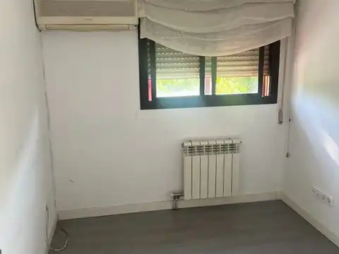 Piso de alquiler en Calle Acamar, 17, Aravaca Habitación de Piso de alquiler en Madrid Capital con Aire acondicionado, Terraza y Piscina