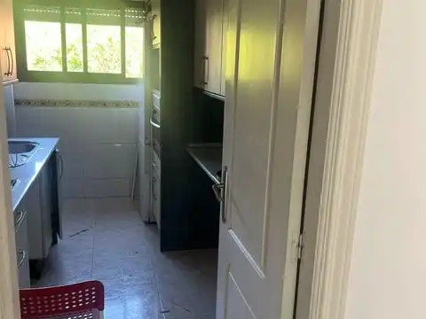 Piso de alquiler en Calle Acamar, 17, Aravaca Cocina de Piso de alquiler en Madrid Capital con Aire acondicionado, Terraza y Piscina