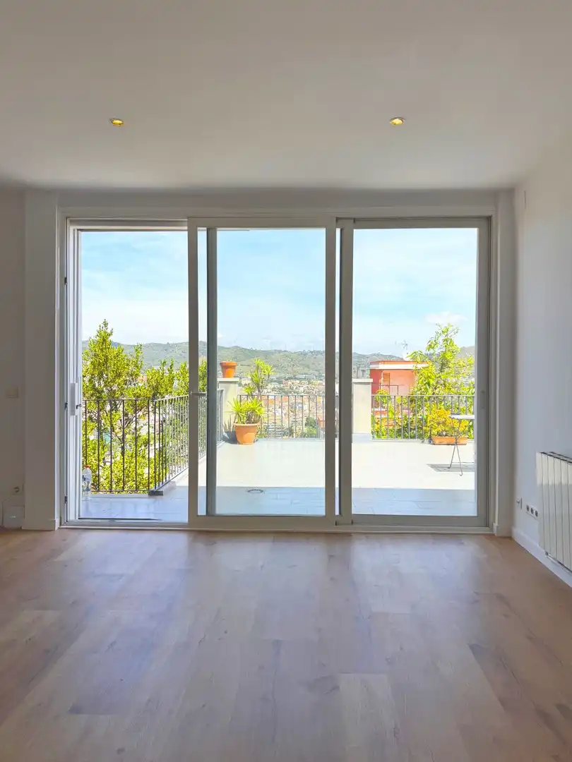 Dúplex en venta en Carrer del Doctor Bové, 96, El Carmel Terraza de Dúplex en venta en Barcelona con Calefacción, Jardín privado y Parquet