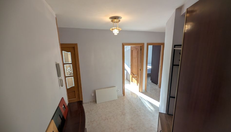Piso de alquiler en Calle de la Isla de Rodas, 36, Tres Olivos - Valverde, Madrid Capital - imagen 1 Foto 1 de Piso de alquiler en Calle de la Isla de Rodas, 36, Tres Olivos - Valverde, Madrid Capital