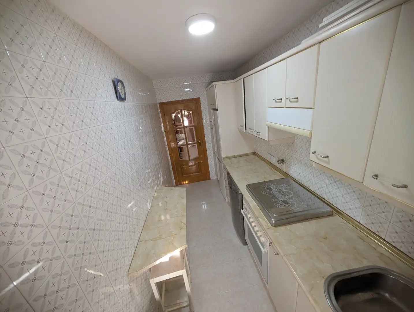 Piso de alquiler en Calle de la Isla de Rodas, 36, Tres Olivos - Valverde Cocina de Piso de alquiler en Madrid con Calefacción, Parquet y Amueblado