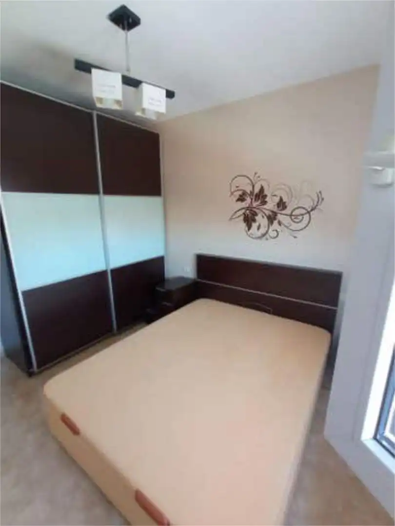 Piso de alquiler en Cuéllar Habitación de Piso de alquiler en Cuéllar con Calefacción, Terraza y Amueblado