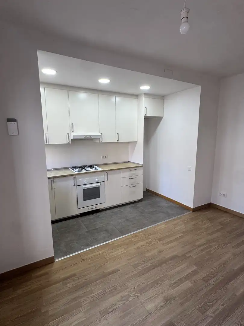 Piso en venta en Carrer de Sant Tomàs, 12, Centre - Estació Cocina de Piso en venta en Sant Cugat del Vallès con Terraza