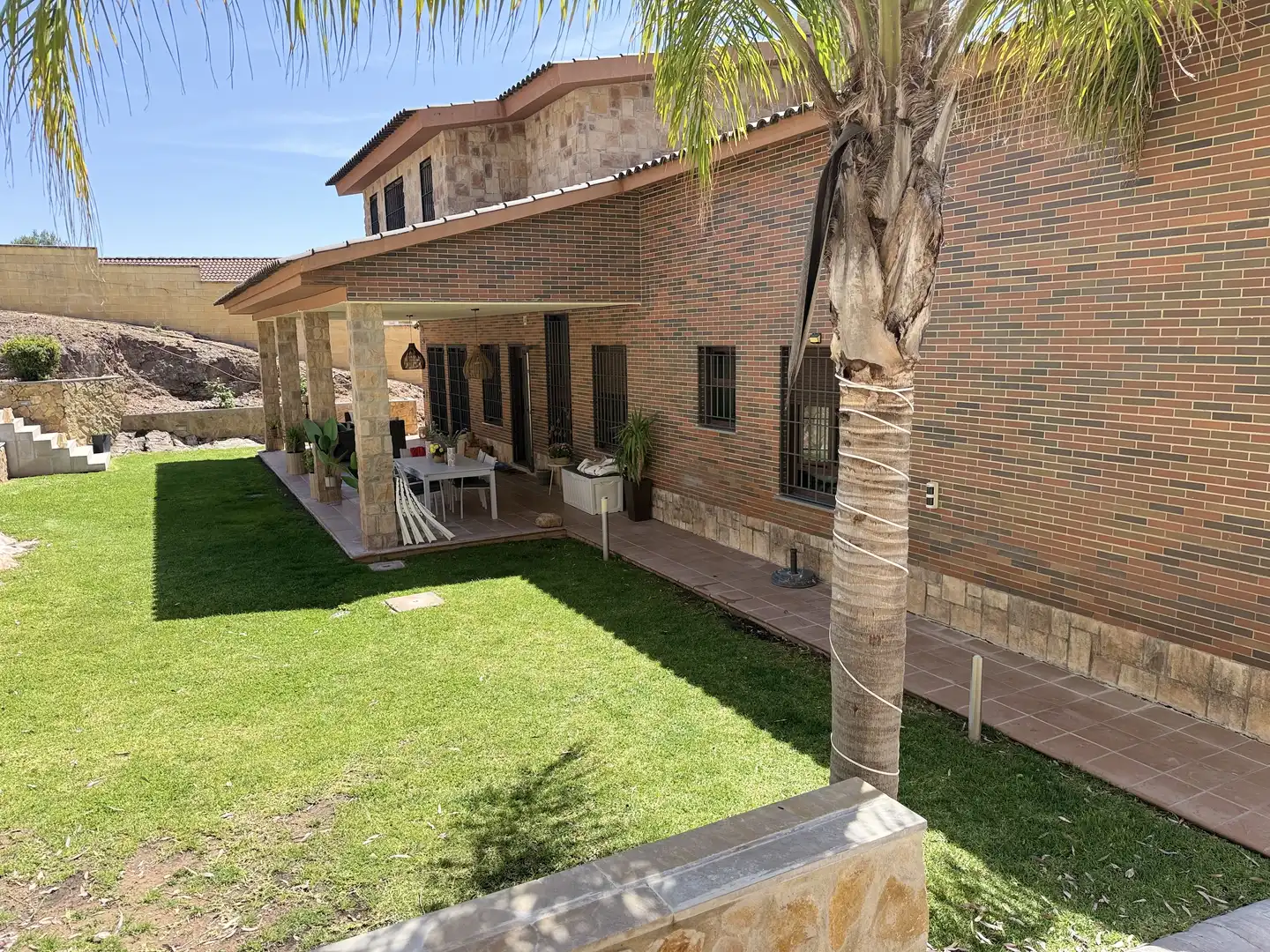 Exterior view of Houses for sale in Córdoba  with Air Conditioner, Heating and Private garden