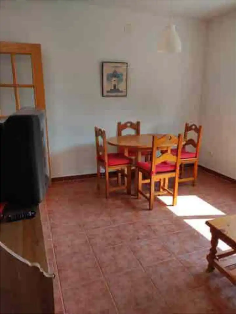 Wohnungen zur Miete in Pepino Esszimmer von Wohnungen zur Miete in Pepino mit Heizung und Möbliert