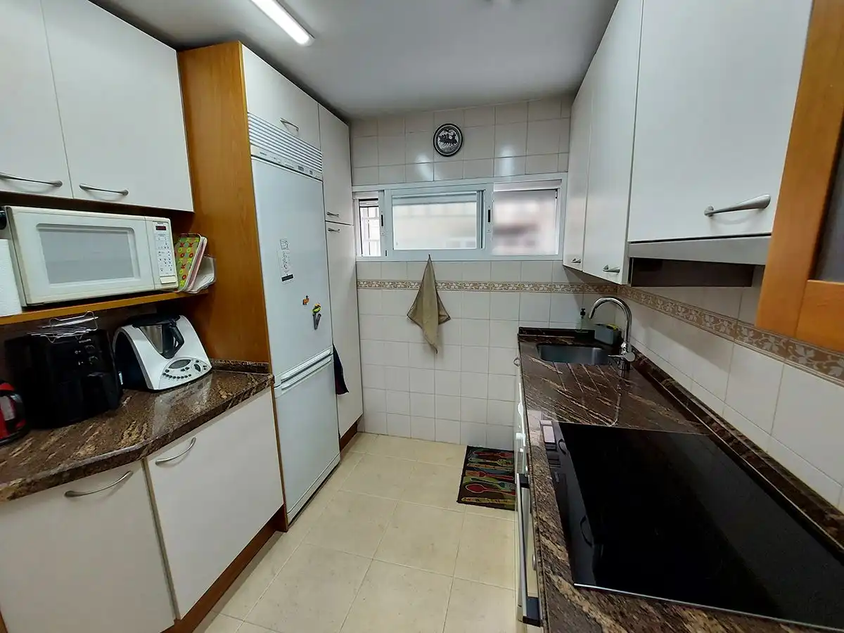 Casa o xalet en venda a Aluche Cuina de Casa o xalet en venda en Madrid amb Aire condicionat, Calefacció i Parquet