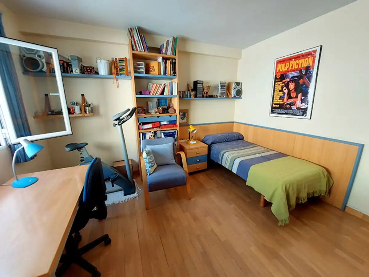 Casa o xalet en venda a Aluche Dormitori de Casa o xalet en venda en Madrid amb Aire condicionat, Calefacció i Parquet