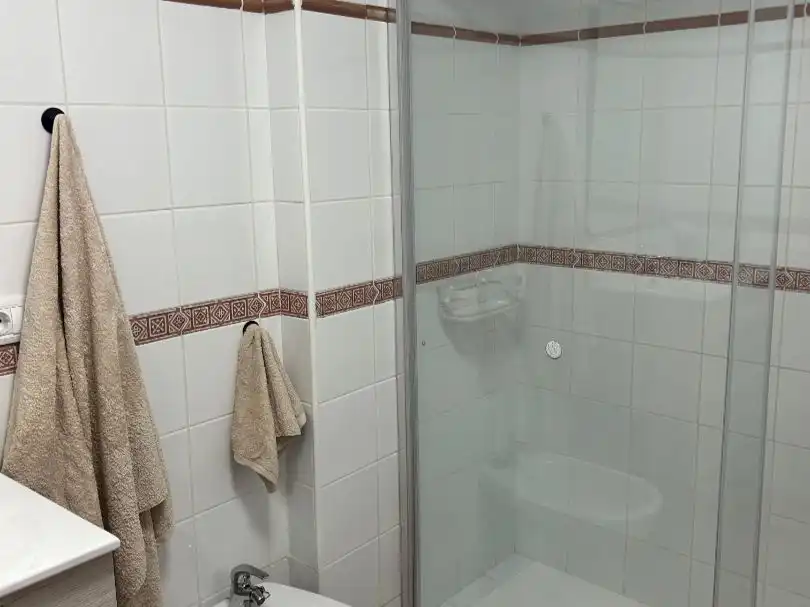 Wohnung zur Miete in Calle San Jose, 4, Arico Badezimmer von Wohnung zur Miete in Arico mit Terrasse, Abstellraum und Möbliert