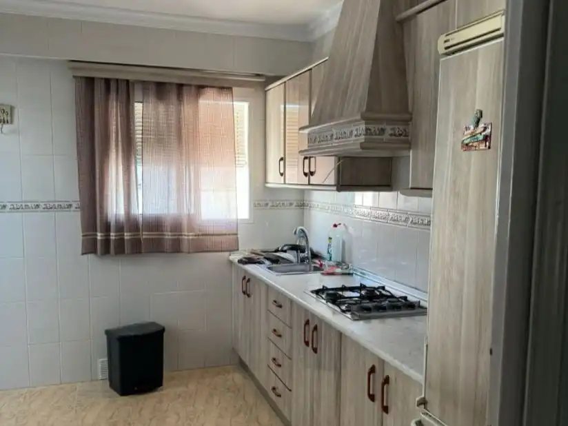 Cocina de Piso de alquiler en Écija con Parquet, Amueblado y Balcón