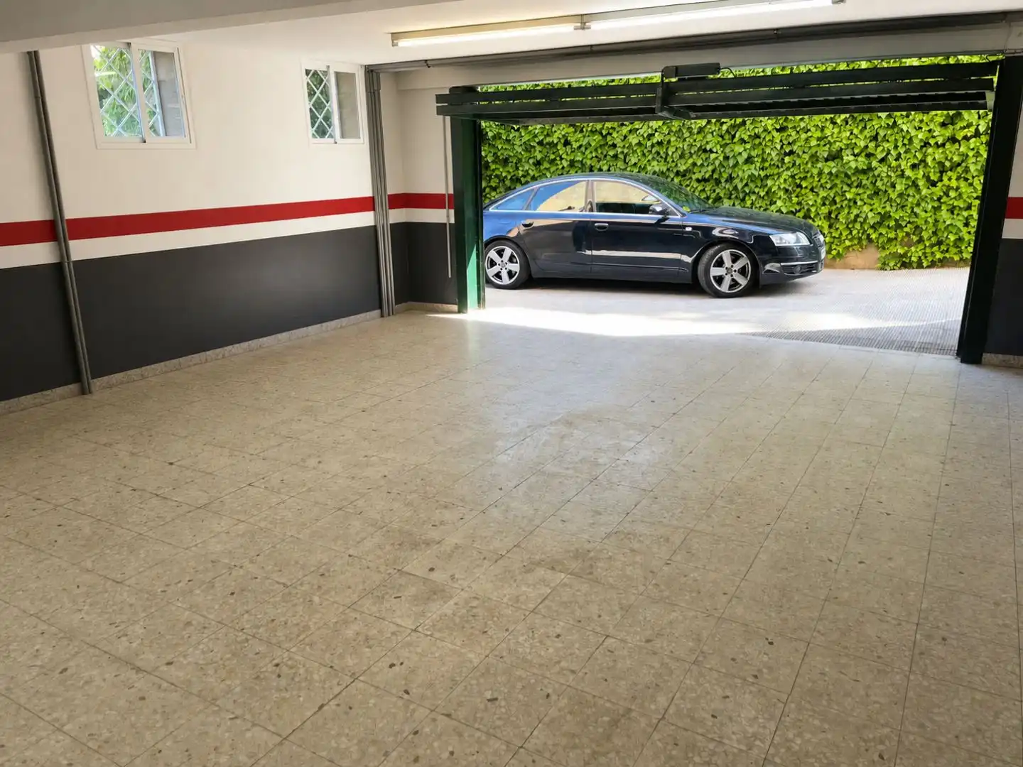 Casa o chalet en venta en Pueblo Parking de Casa o chalet en venta en Pozuelo de Alarcón con Aire acondicionado, Calefacción y Jardín privado