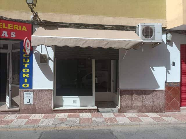 Local comercial en Alquiler en San Antón