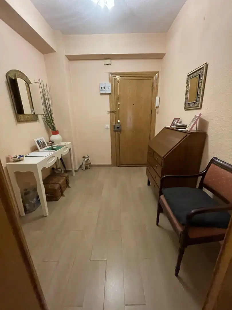 Piso en venta en Calle de las Peñuelas, 48, Acacias Piso en venta en Madrid Capital con Balcón