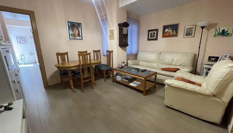 Piso en venta en Calle de las Peñuelas, 48, Acacias, Madrid Capital - imagen 1 Foto 1 de Piso en venta en Calle de las Peñuelas, 48, Acacias, Madrid Capital