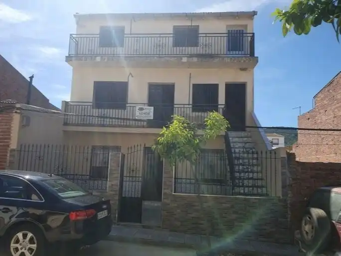 Piso en venta en Calle Espronceda, 13, Herrera del Duque Vista exterior de Piso en venta en Herrera del Duque con Aire acondicionado, Calefacción y Terraza