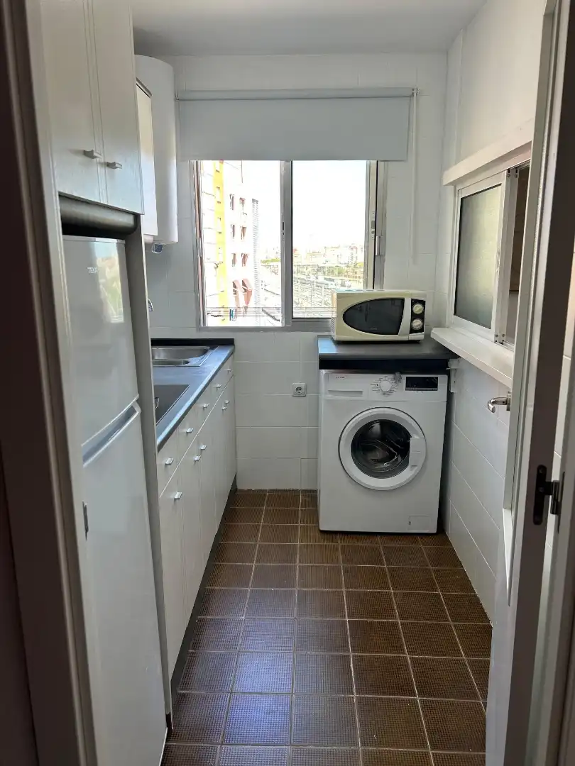 Wohnung zur Miete in Paseo Arco de Ladrillo, 17, Campo Grande Küche von Wohnung zur Miete in Valladolid mit Parkett, Möbliert und Waschmaschine