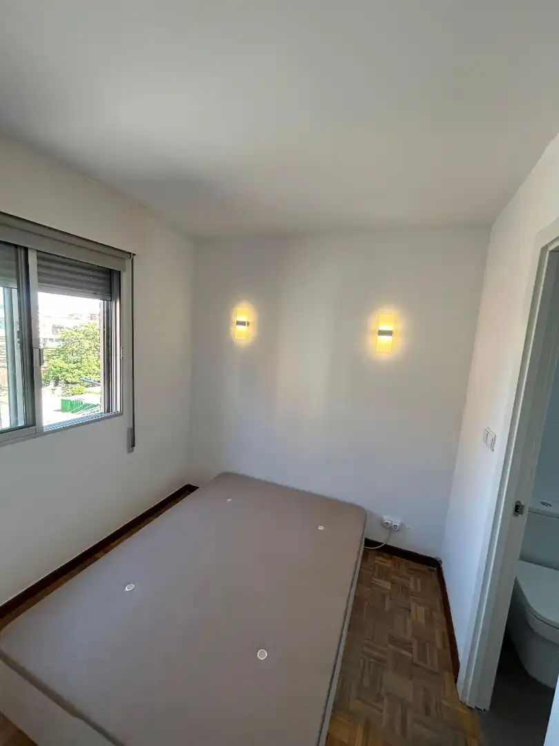 Wohnung zur Miete in Paseo Arco de Ladrillo, 17, Campo Grande Schlafzimmer von Wohnung zur Miete in Valladolid mit Parkett, Möbliert und Waschmaschine