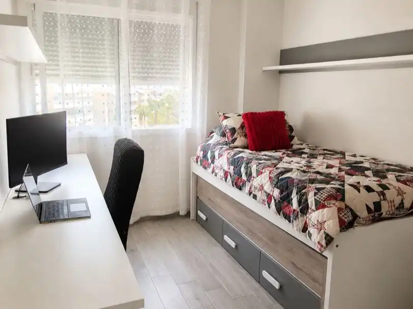 Flat for rent in Paseo de las Brisas, 3, Arroyo de la Miel Bedroom of Flat for rent in Benalmádena with Air Conditioner, Terrace and Swimming Pool