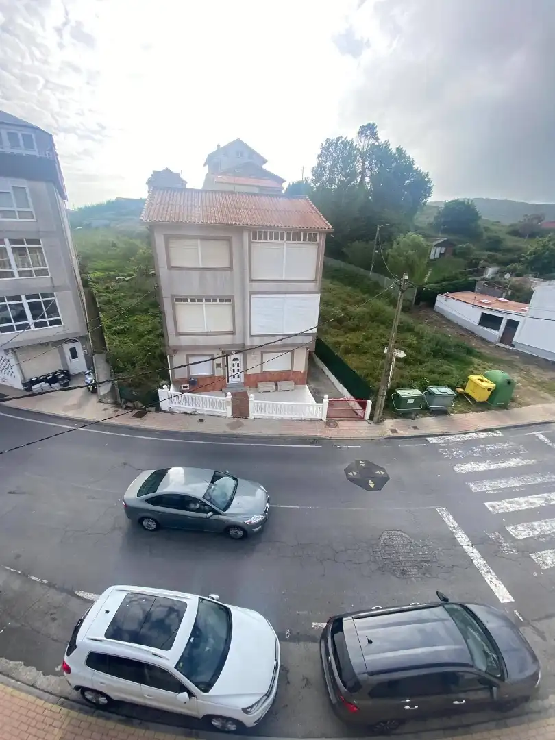Piso en venta en Rúa Alcalde Fernández, 28, Fisterra Vista exterior de Piso en venta en Fisterra con Calefacción, Jardín privado y Parquet
