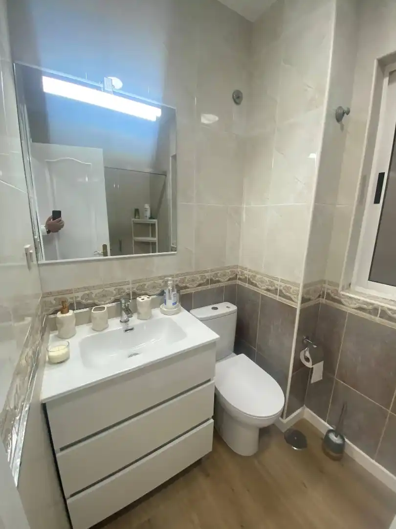 Piso en venta en Rúa Alcalde Fernández, 28, Fisterra Baño de Piso en venta en Fisterra con Calefacción, Jardín privado y Parquet