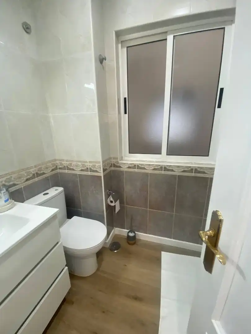 Piso en venta en Rúa Alcalde Fernández, 28, Fisterra Baño de Piso en venta en Fisterra con Calefacción, Jardín privado y Parquet