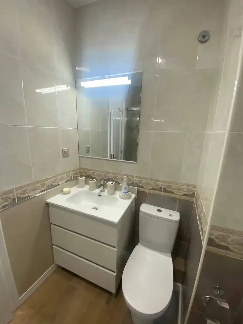 Piso en venta en Rúa Alcalde Fernández, 28, Fisterra Baño de Piso en venta en Fisterra con Calefacción, Jardín privado y Parquet