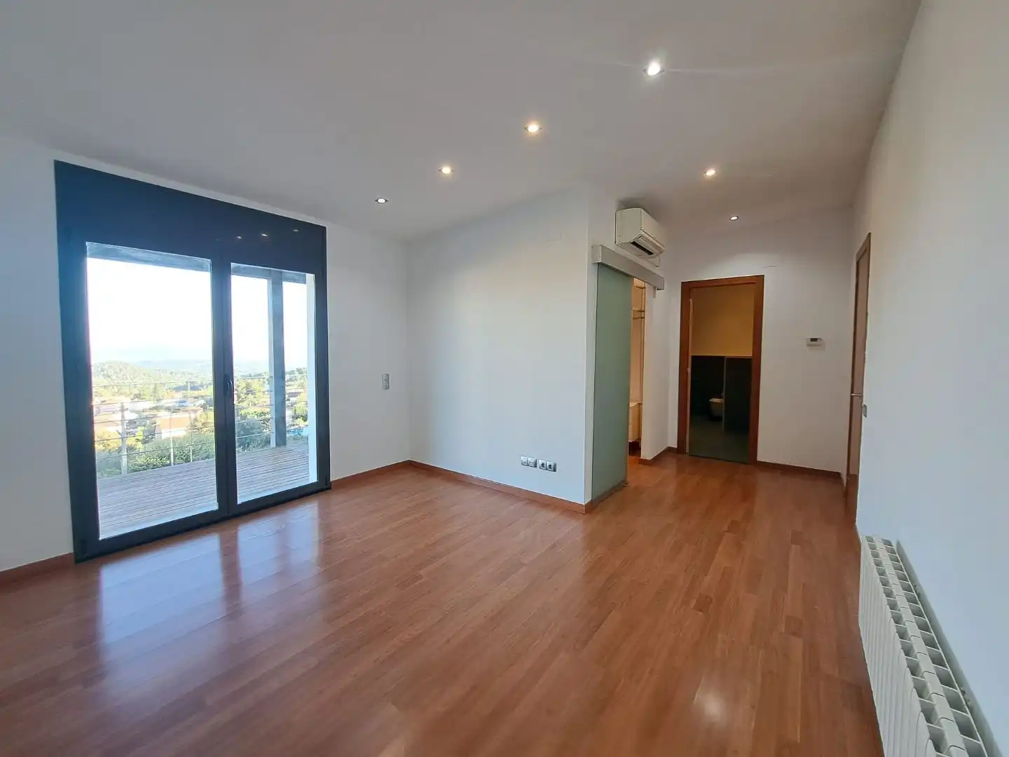 Sala de estar de Casa o chalet de alquiler en Bigues i Riells del Fai con Aire acondicionado, Calefacción y Jardín privado