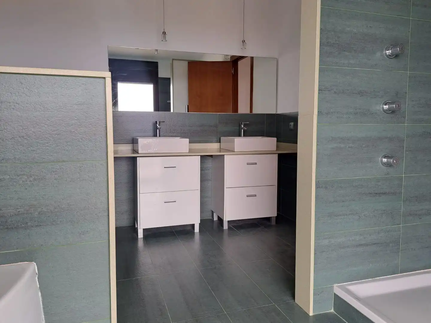 Baño de Casa o chalet de alquiler en Bigues i Riells del Fai con Aire acondicionado, Calefacción y Jardín privado