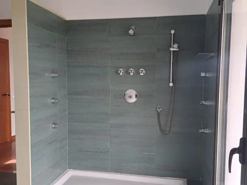 Baño de Casa o chalet de alquiler en Bigues i Riells del Fai con Aire acondicionado, Calefacción y Jardín privado