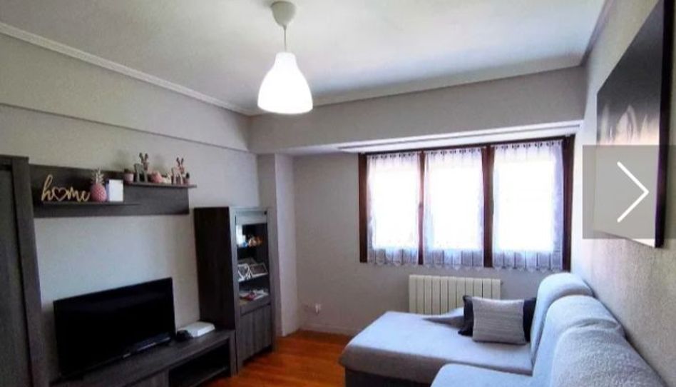 Piso en venta en Muskiz, Bizkaia - imagen 1 Foto 1 de Piso en venta en Muskiz, Bizkaia