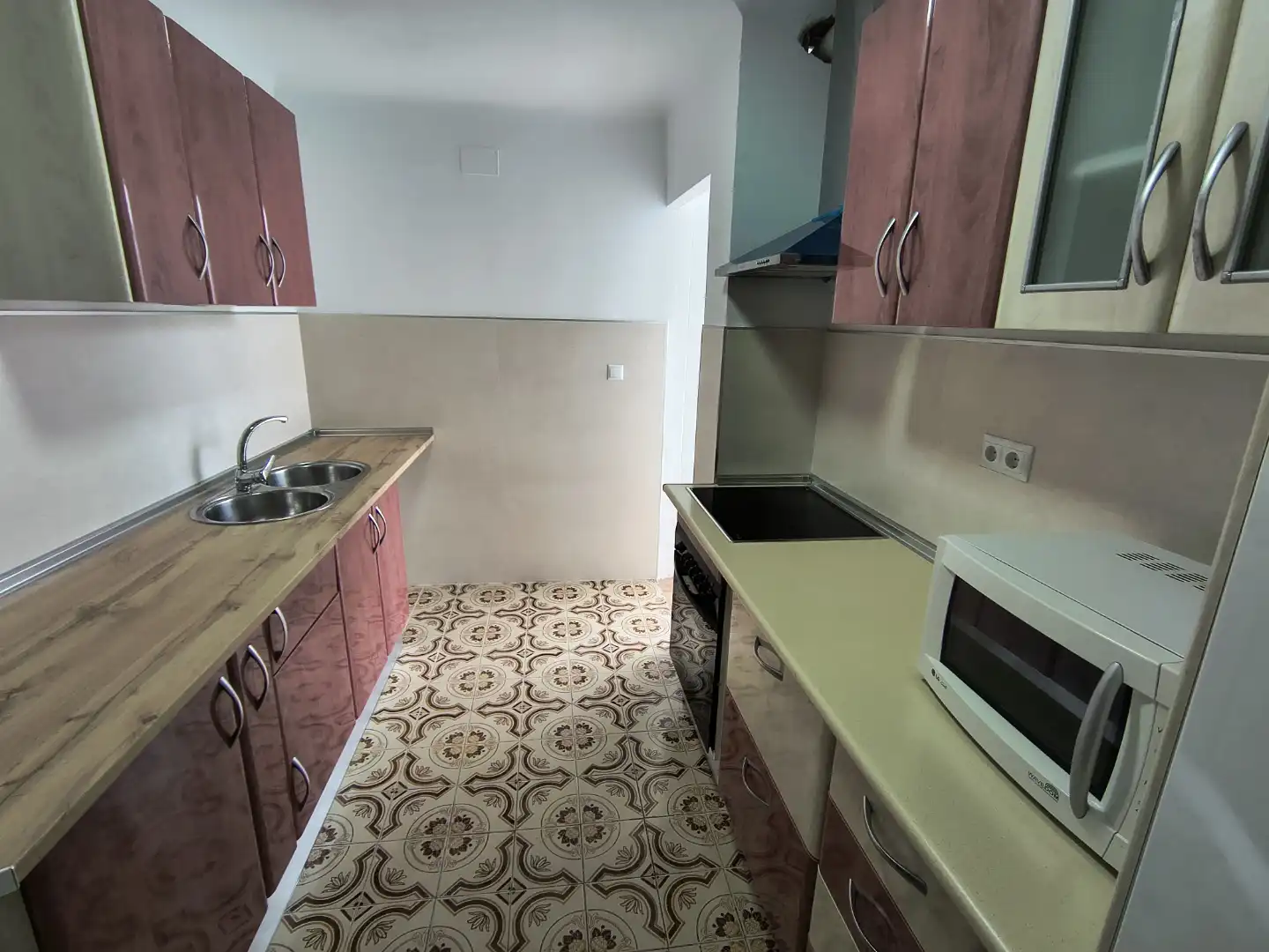 Cocina de Piso de alquiler en Jaén con Aire acondicionado, Amueblado y Horno