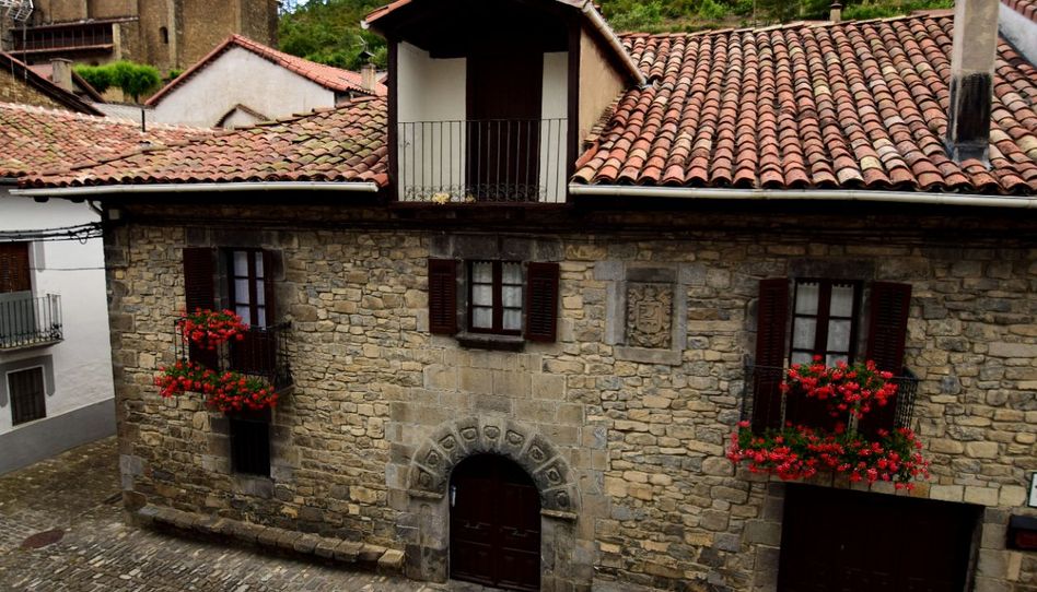 Piso en venta en Plaza la Villa, 9, Garde, Navarra - imagen 1 Foto 1 de Piso en venta en Plaza la Villa, 9, Garde, Navarra